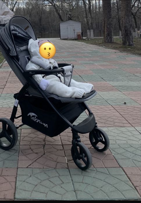 Коляска прогулочная