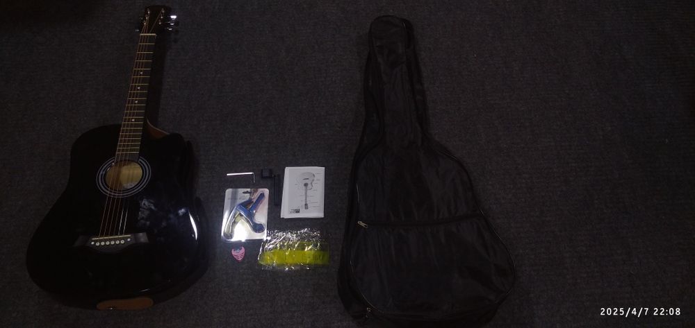 Гитара любительская