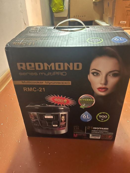 Мультиварка Redmond RMC-21