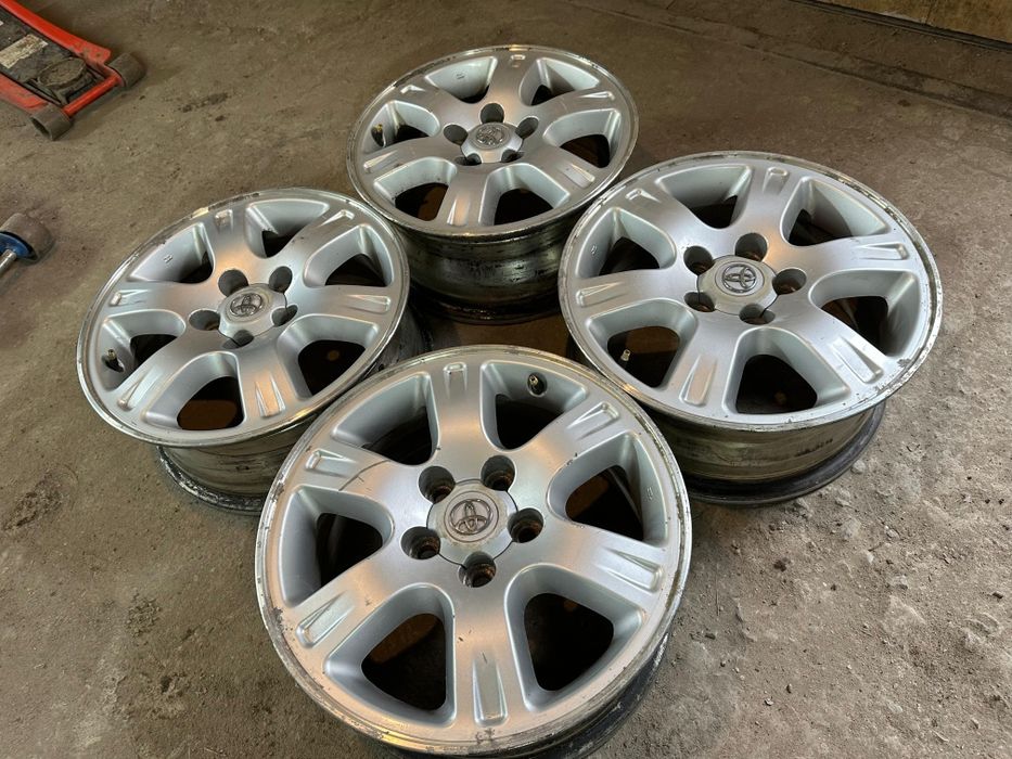 R16 PCD 5 *114,3 Комплект оригинальных легкосплавных дисков