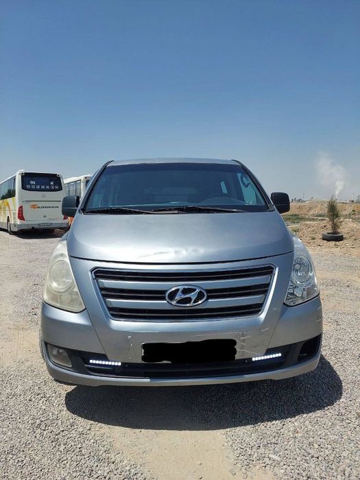 Hyundai srochno sotiladi
