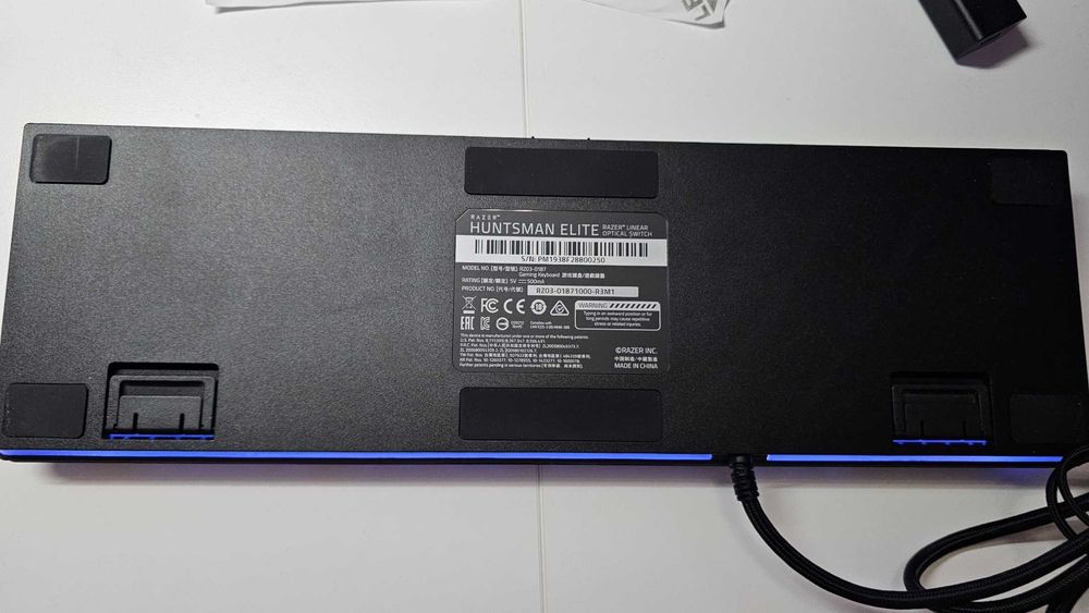 Tastatura gaming mecanica Razer Elite RGB, switch optic clicky