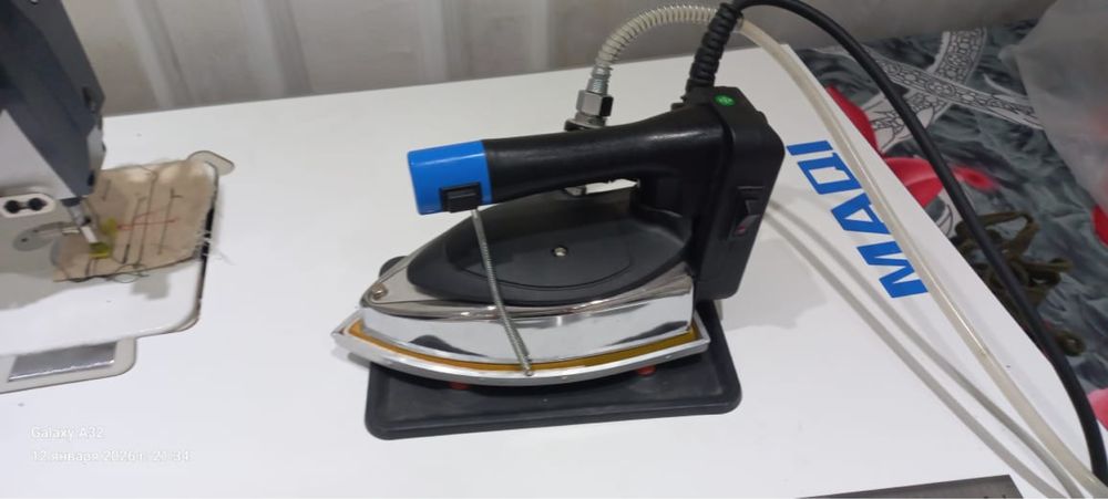 Продается швейная машина,