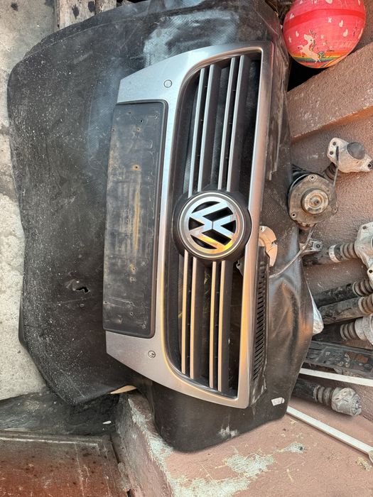 Grila cu emblema cu senzori originala vw Passat B6 r-line