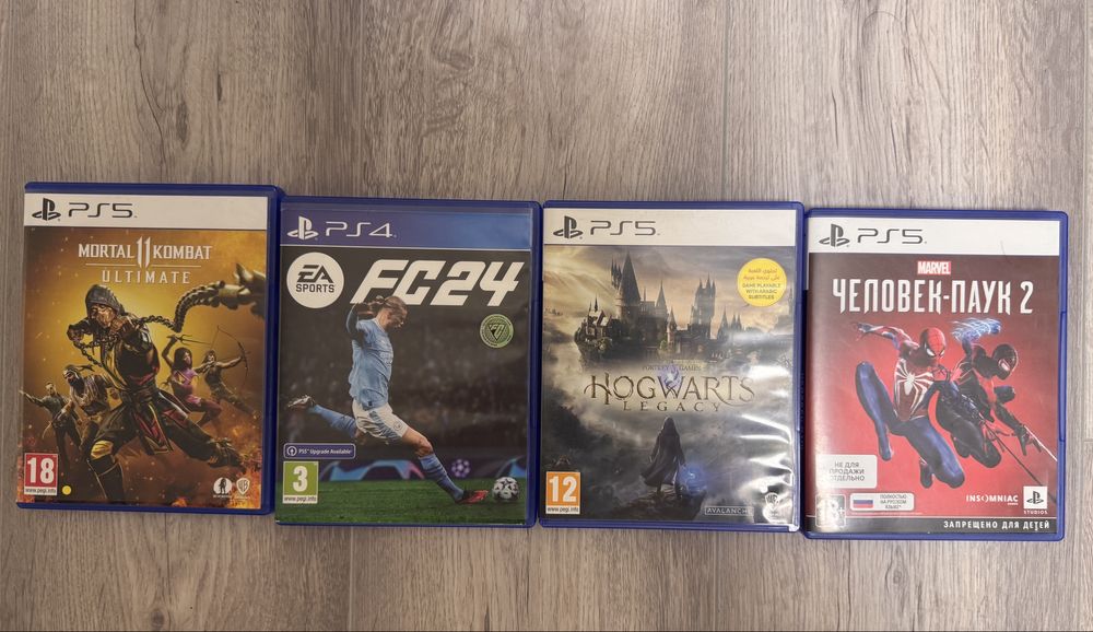 Sony PlayStation 5 + 4 игры