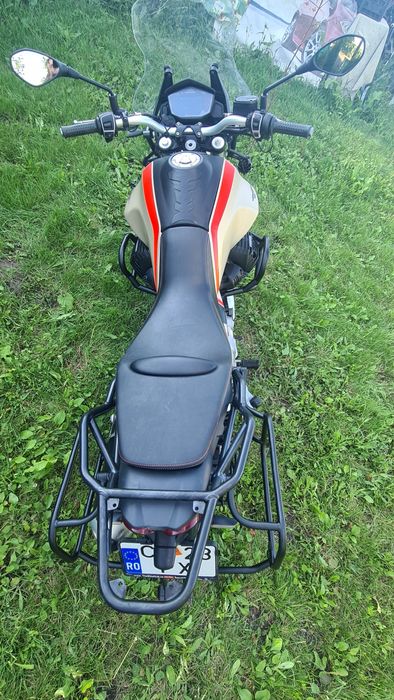 Vind Moto Guzzi V85 TT
