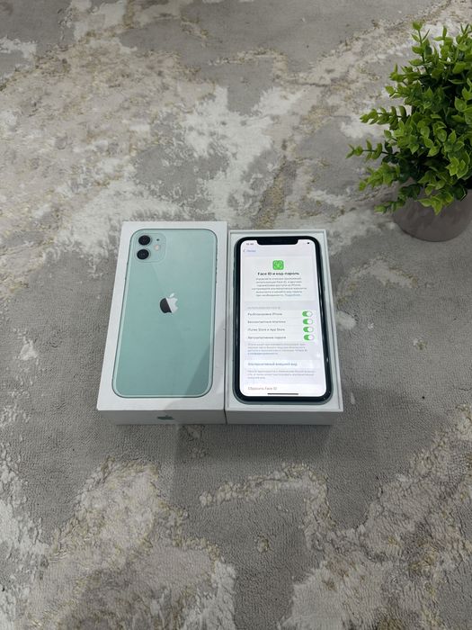 Продам iPhone 11 идеал
