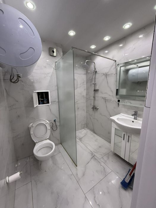 Продава се Двустаен апартамент в София, Връбница 1 - 75 кв.м за 3720 €/кв.м - Снимка #3