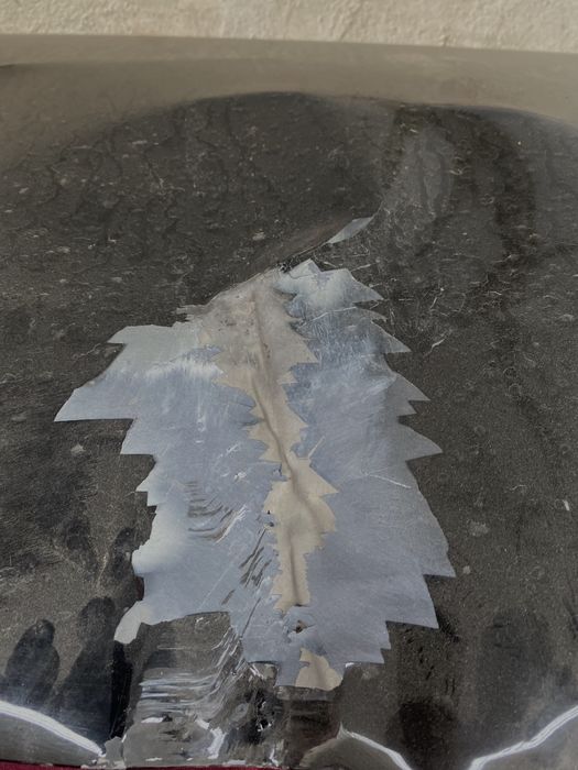 Мятый капот на Rav4