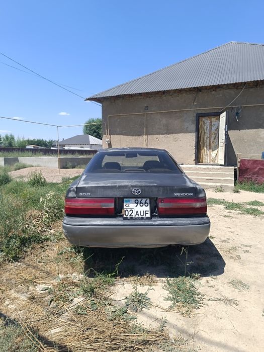 Продам машину Toyota Windom