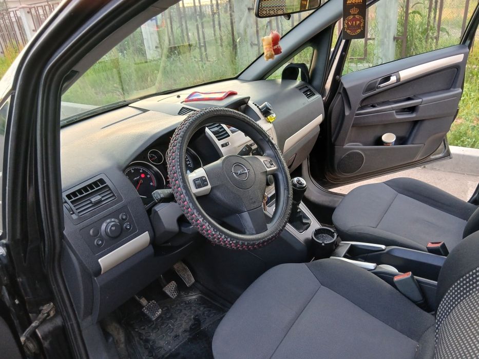 Opel zafira 1.9.