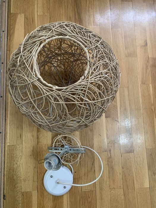 Люстры и светильники  для дома