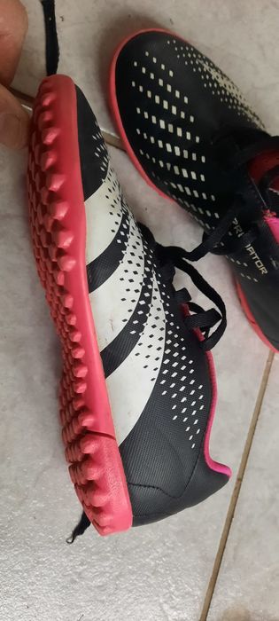 Vând adidasi adidas originali mărimea 32 pt copiii