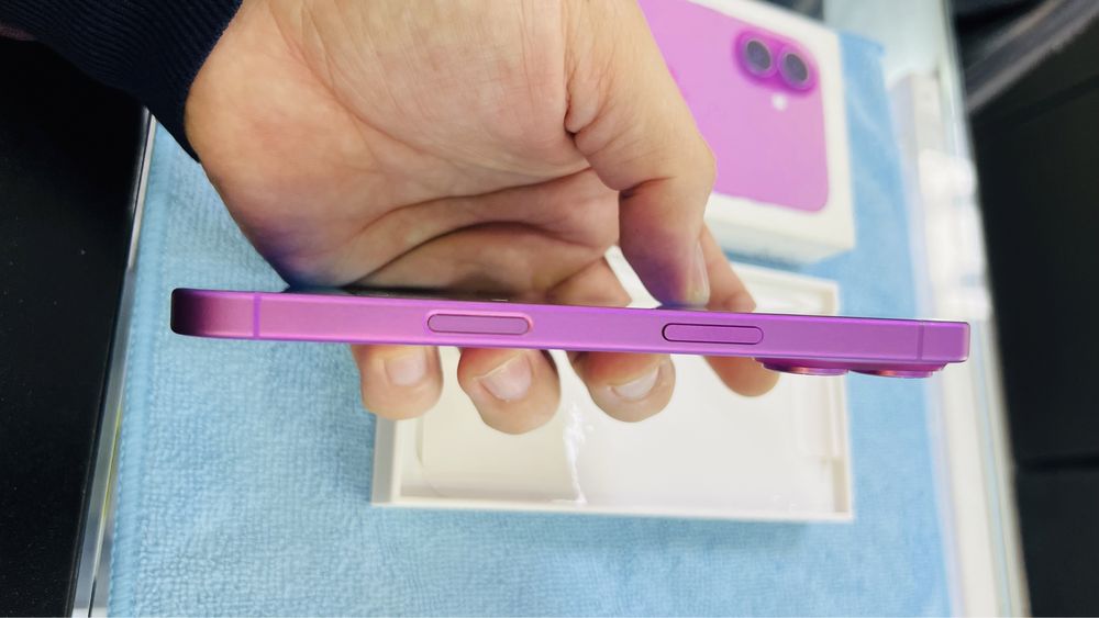 Iphone 16 с гаранти