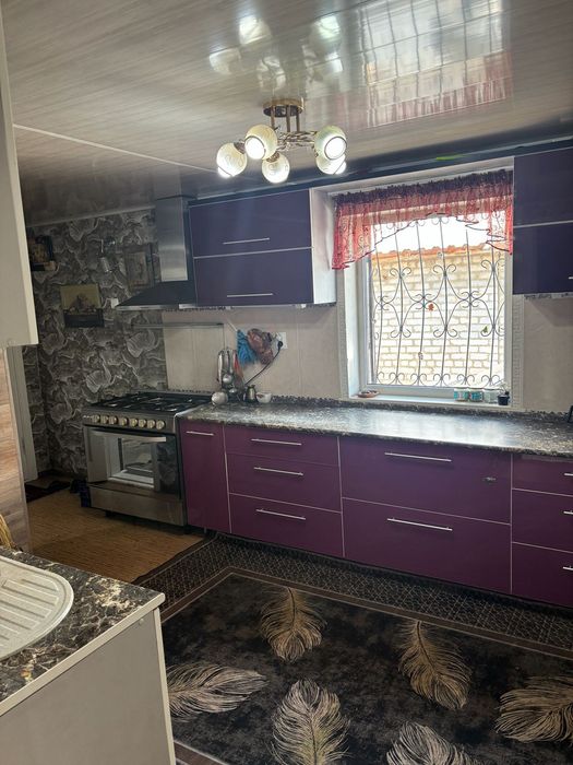 Продам дом семей