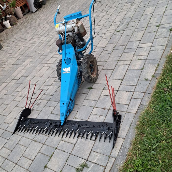 Motocositoare woogel noot cu motor de 9 cai