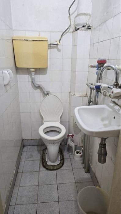 Дава се под наем  в София, Оборище - 20 кв.м за 250 € - Снимка #4