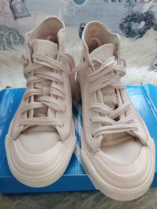 Дамски кецове Adidas Nizza