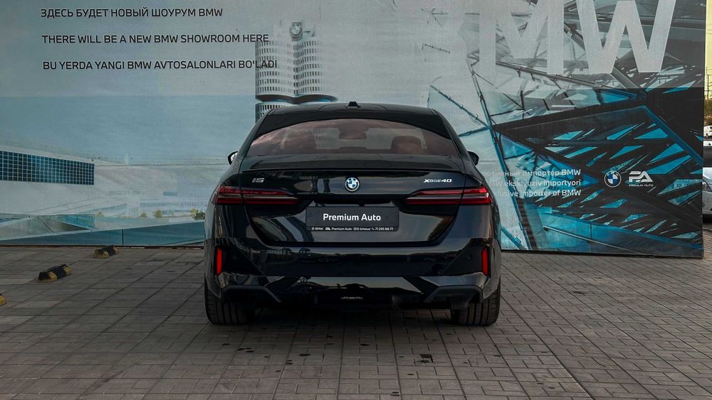 Продам новый BMW i5 xDrive 40 с гаранитией 8 лет + подарок
