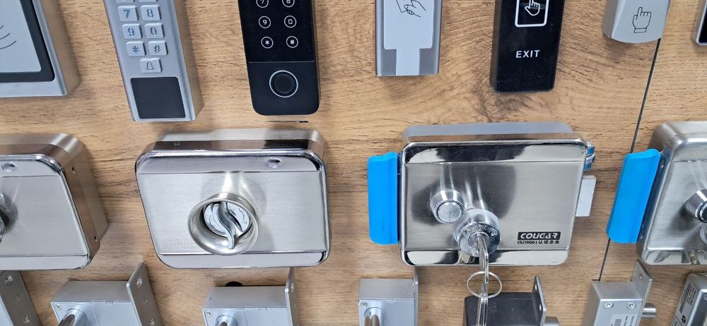 Замок очиш установка вскрытие урнатиш замок устаси