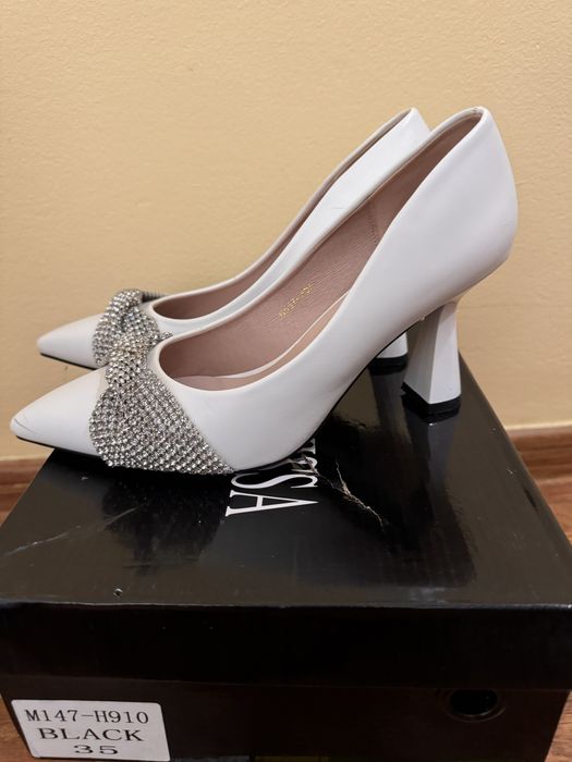 Продается туфли