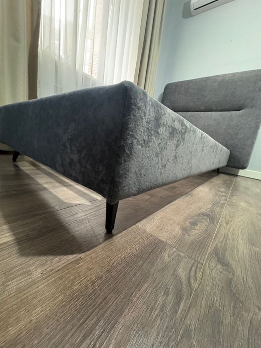 Продаю кровати .