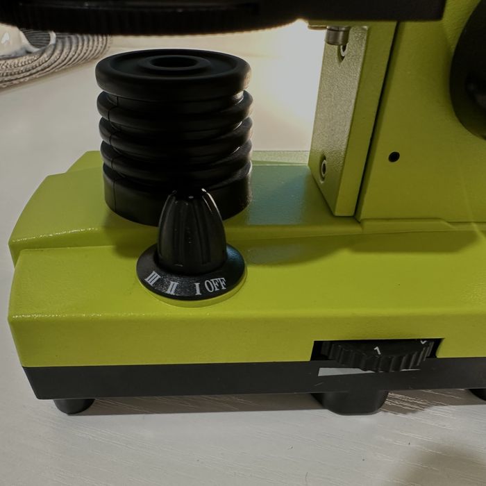 Микроскоп Levenhuk Rainbow 2L