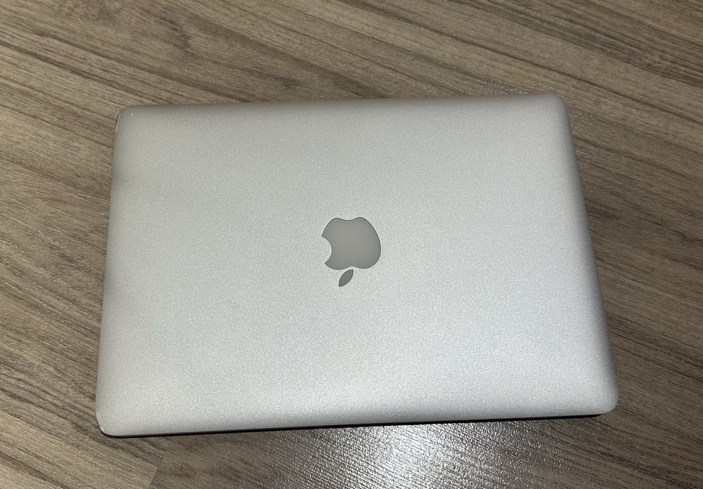 Macbook Pro, retina, 13’’, mid 2014