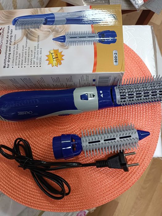 Фен щётка с насадками