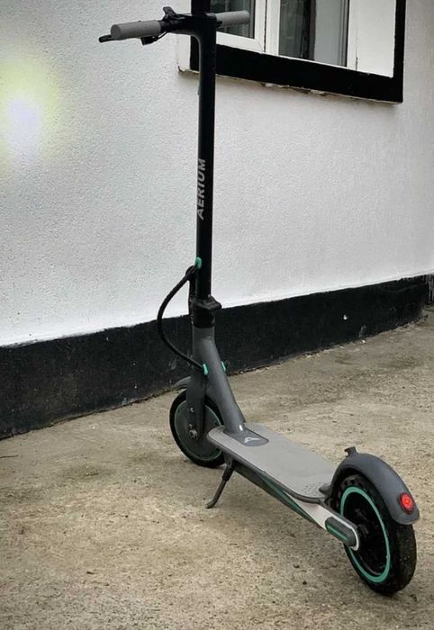 Aerium 350T – trotinetă electrică, stare excelentă,