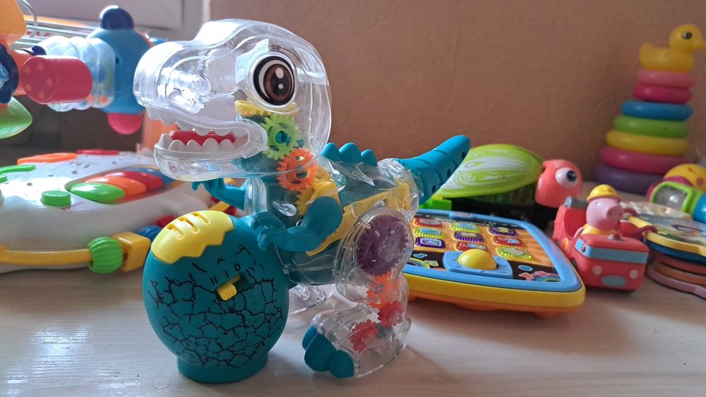 Развивающие игрушки