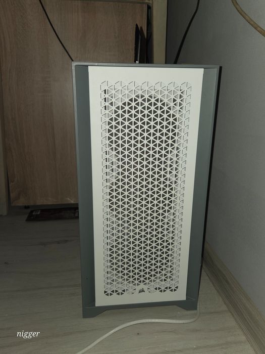 Vând pc gaming nou