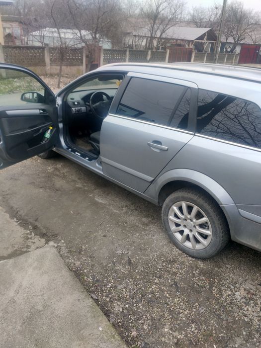 Vând Opel Astra h 1.9 120cp
