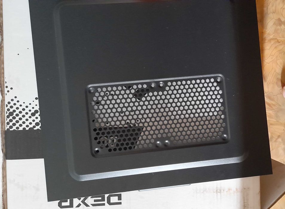 Корпус DEXP DC-101B черный