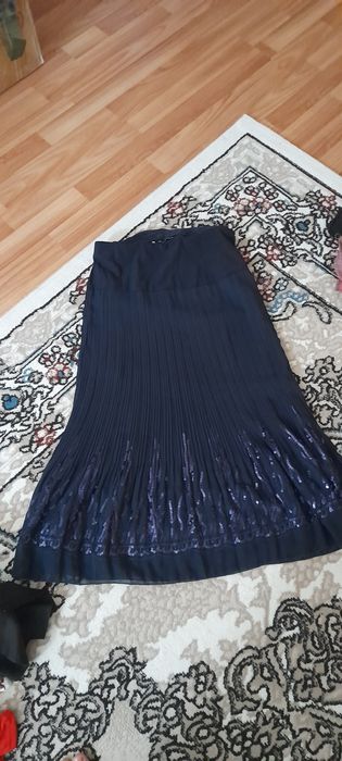 Hammasi 200000 so‘m 1 2marta kiyilgan yangiday saqlangan