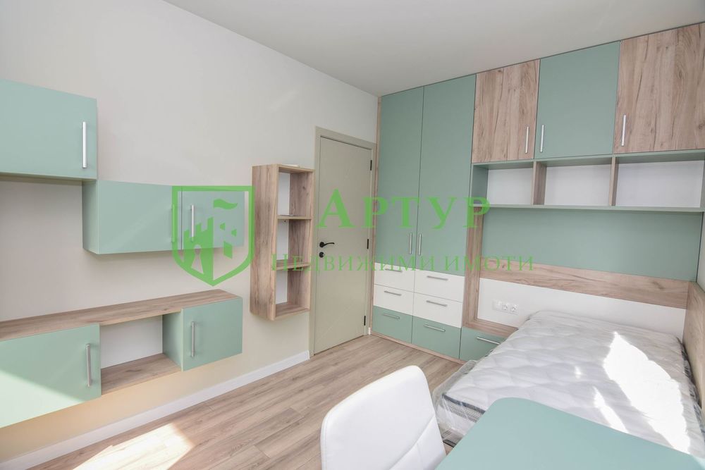 Дава се под наем Тристаен апартамент в София, Кръстова вада - 100 кв.м за 1100 € - Снимка #11