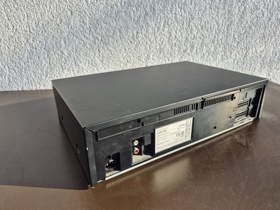 Vând video casette recorder marca KARCHER model VR-666A