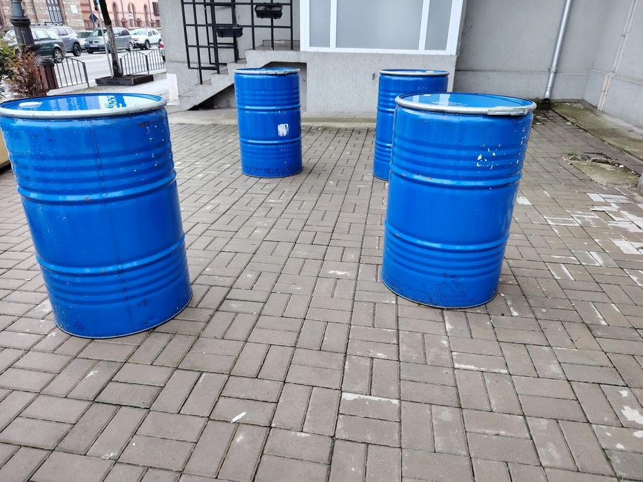 Butoaie 200 l , cu sistem de inchidere etans