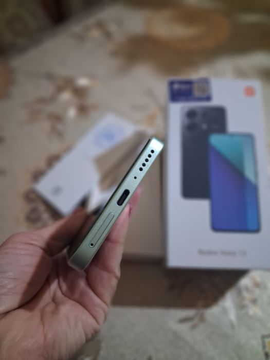 Телефон Redmi Note 13 сотилади.