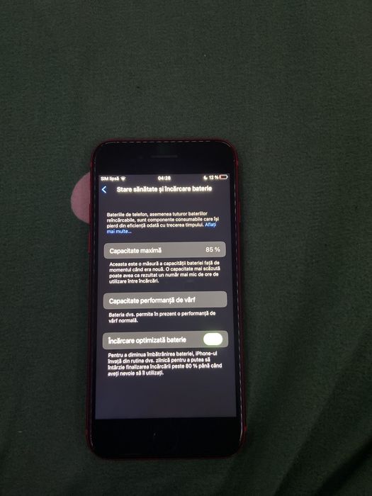 Iphone 8 product red