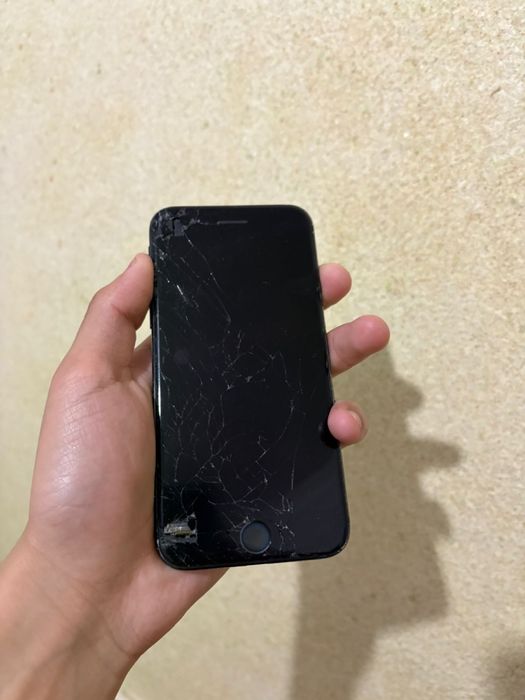 Айфон 7,Виво у22