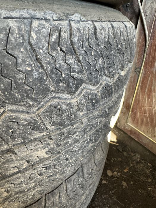 Диски с шинами на Прадо