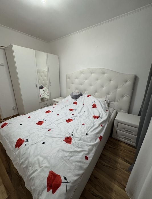 Apartament de închiriat