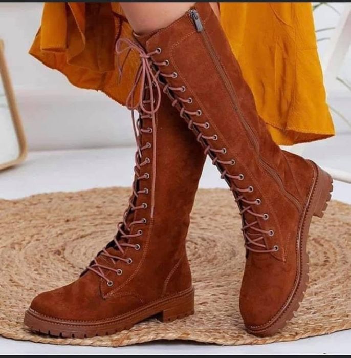 Разпродажба на боти и ботуши