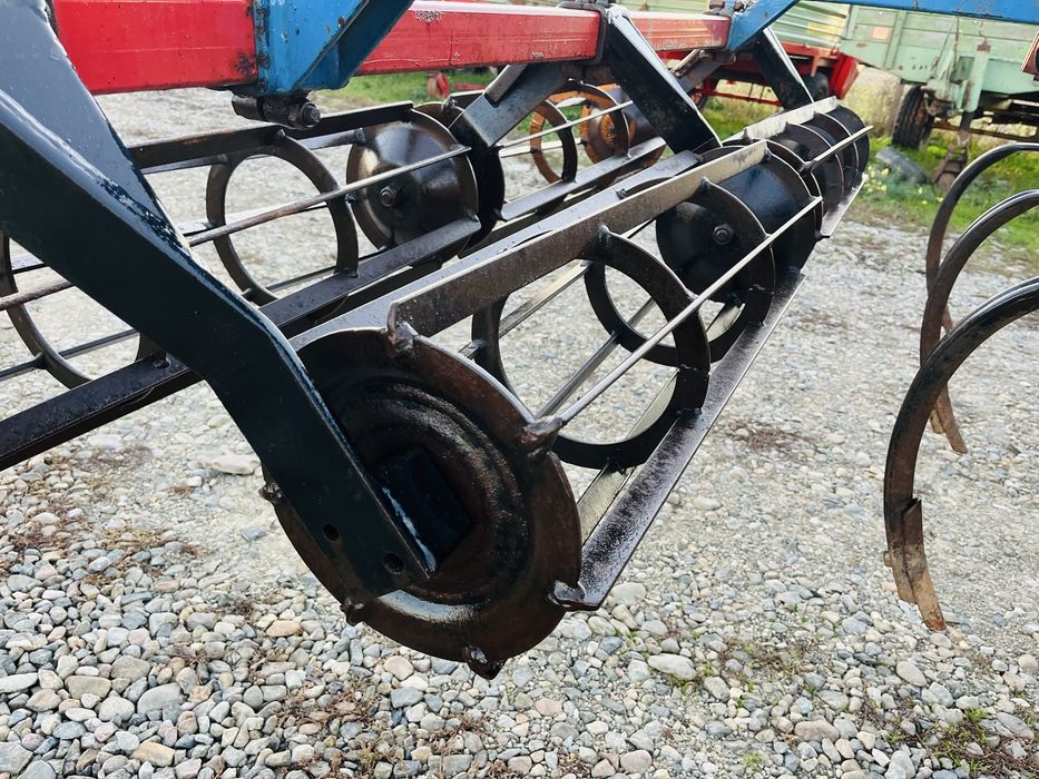 Combinator, cultivator cu tavalugi si organe vegetale Feldherr 1.90 m