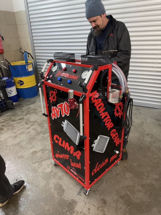 Машинна промивка радиаторче на автопарно