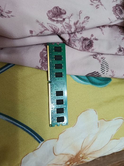 Оперативная память 2 гига