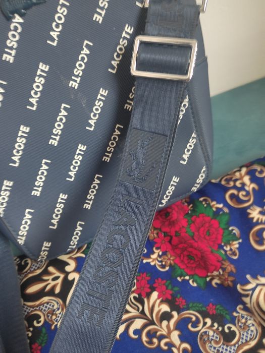 Лакосте барсетка сатылады