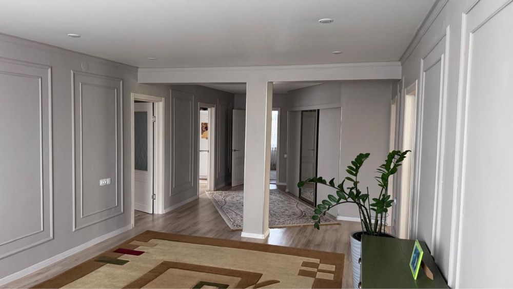 Продается дом с магазином.