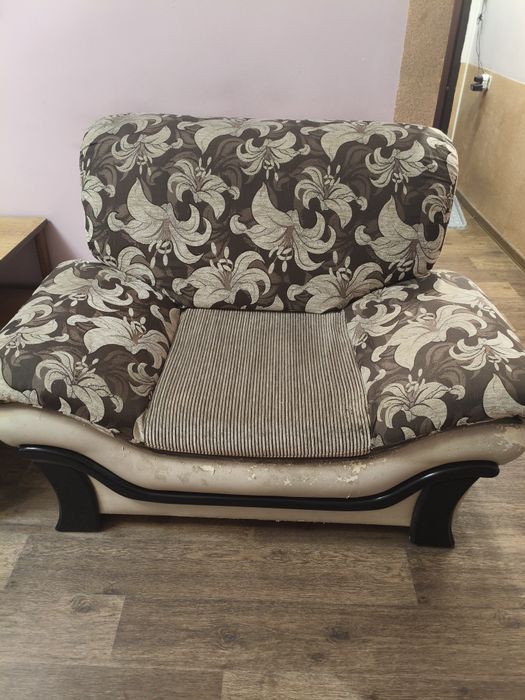 Продам диван и кресло